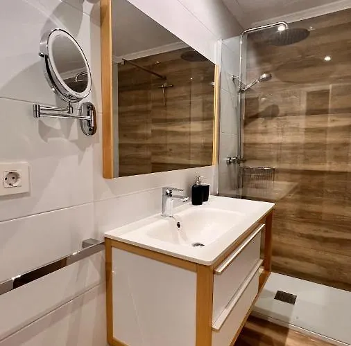 Center Sereo Old Town شقة فيجو