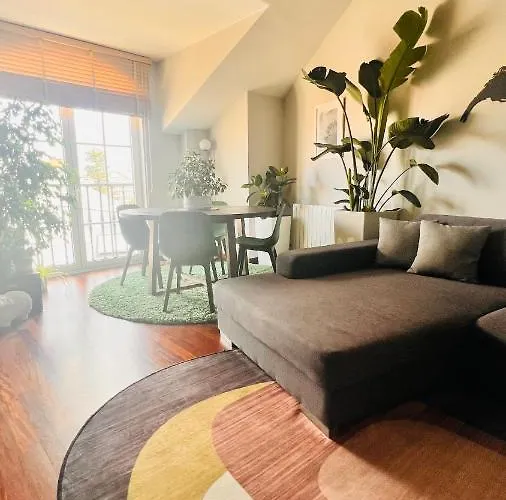 Center Sereo Old Town شقة *